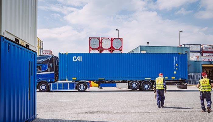 How Much Does Container Transport Cost 700x400